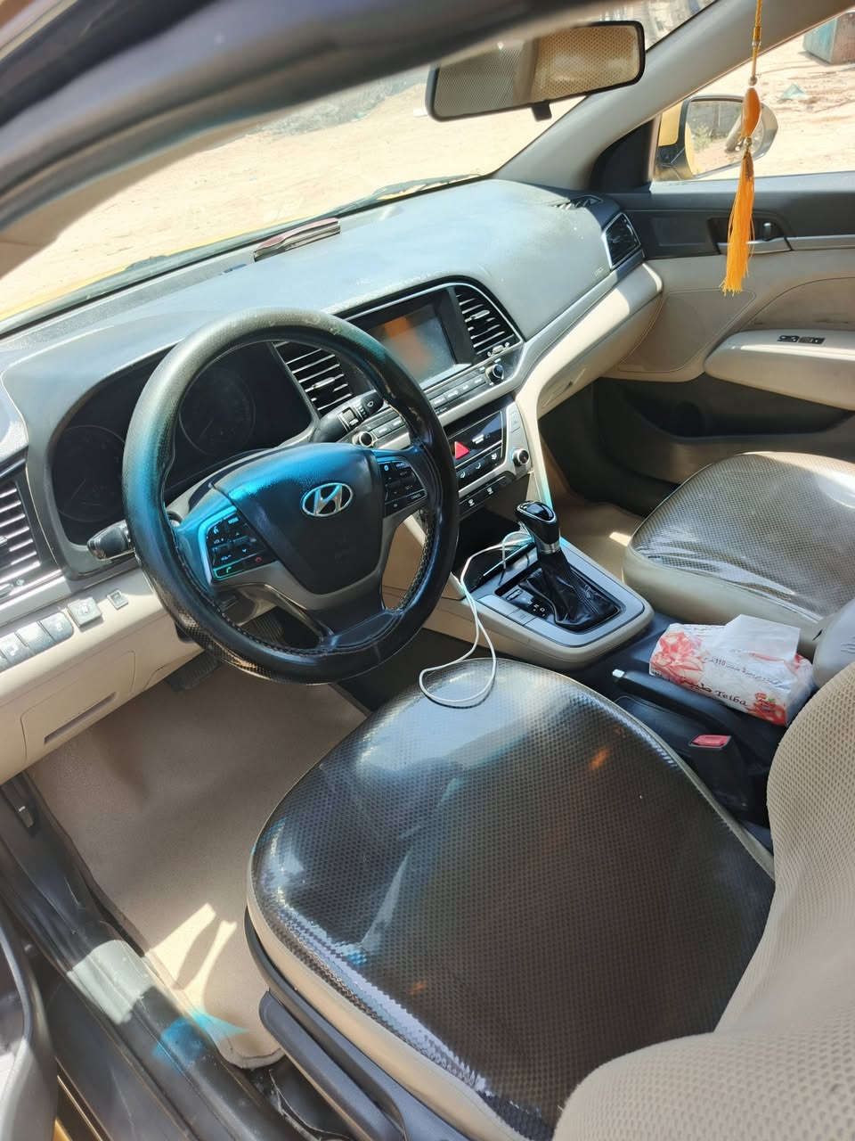 سلام عليكم سياره النتره مديل ١٨ السياره جاهزه العمل بسمي تحويل ثاني يوم  لسعر ١١٠ وبيه مجال ترهم بيع وترهم مراوس حسب القناعه باقي التفاصيل متواجد عل خاص واتصل  ***********
