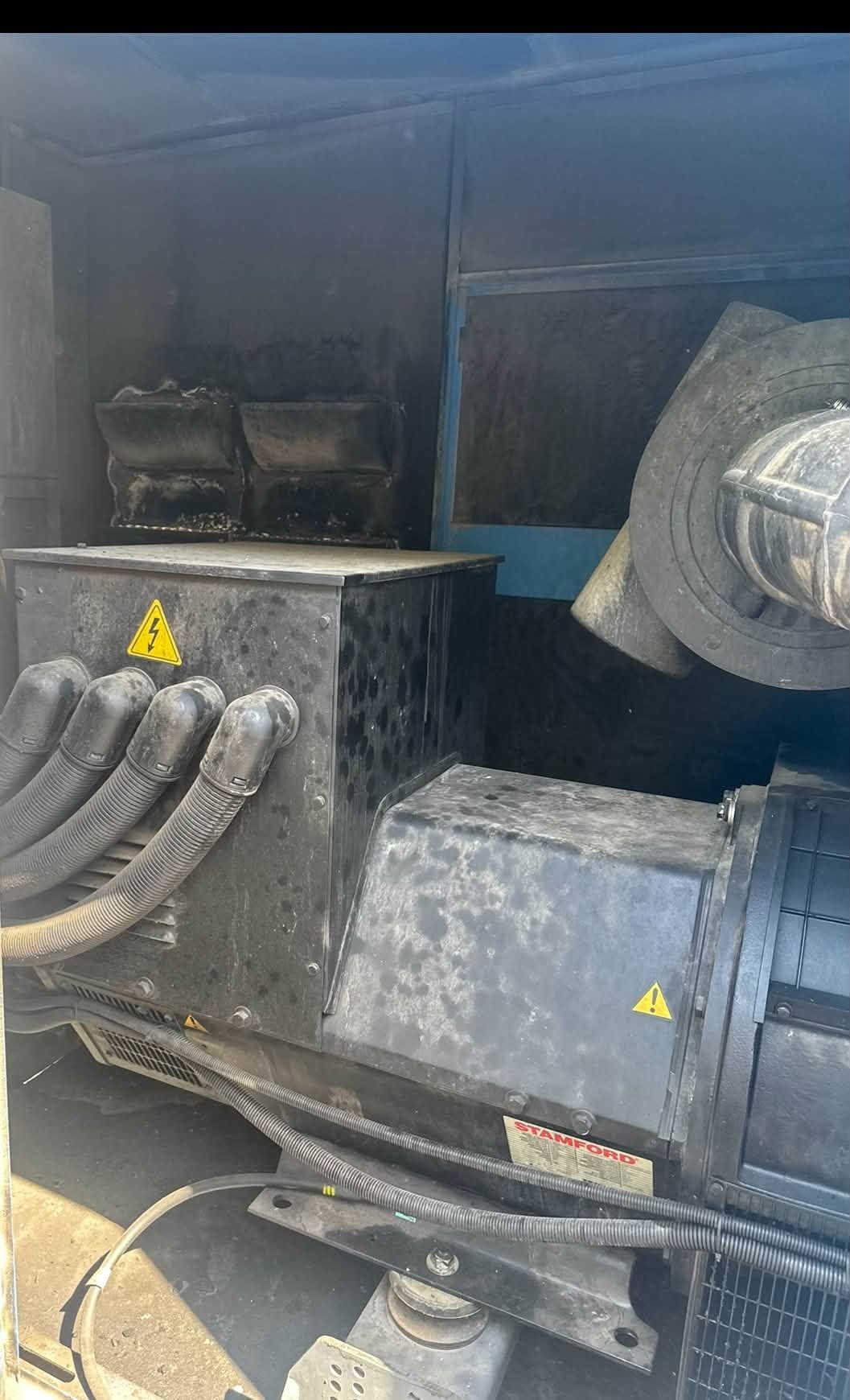 مولده بركنس حجم 1506مكينه مامفتوح 250kv
سعرها ٧٥ورقه مكان اربيل ***********
