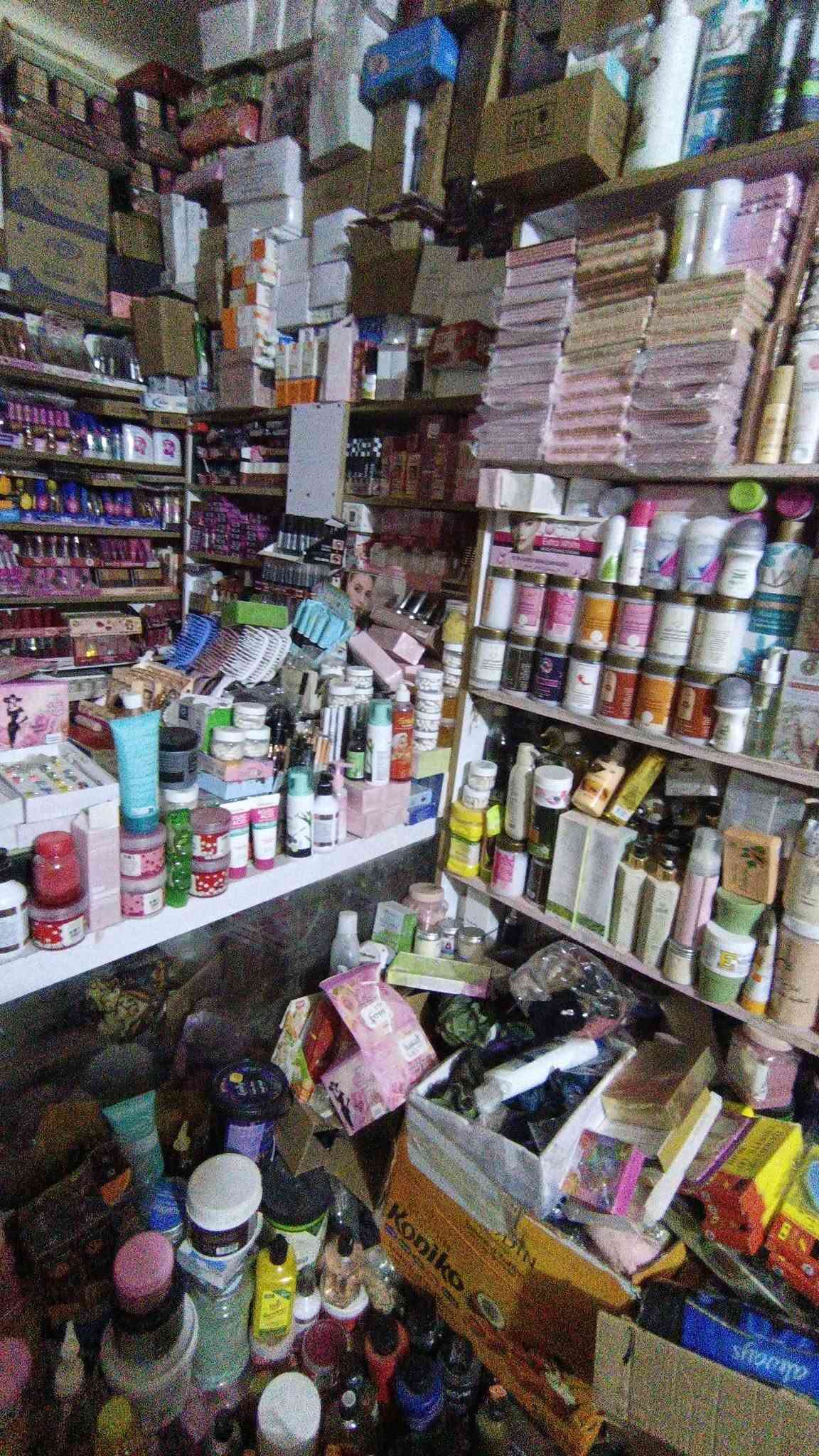 بضاعة عملاقة للبيع
للتواصل فقط واتساب ***********
