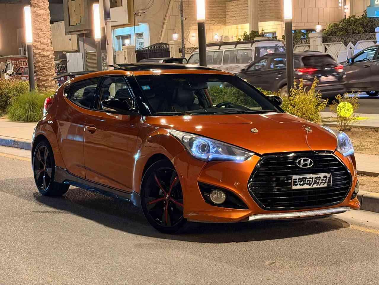 السلام عليكم
للبيع فقط
فولستر veloster
مديل : 2013 امريكي 3 ابواب تجي مو تك باب 
ماشية : 112mi الف
فئة : فول مواصفات
بصمه بانوراما بصمة ابواب 
تحكم ستيرن فول مري قلاب كروز سرعه
كشنات جلد تدفئة تبريد شاشا كبيره كامرا خلفيه
حساسات امامي خلفي 
محرك خير من الله والكير كفاله من كلشي مكينه 1600 تيربو  و كير At
جاهزه السياره للأخير بدون اي نقص ونظيفه كلش 
السياره حادثها جاملغ وبنيد فقط وسياره اثر جراد رشيتها جلاتين فقط بدون معجون وواضح ع سياره 
رقم بغداد هزه رقم سنويه كله جديد بسمي 
عنوان : بغداد اليرموك
السعر: 70$ ورقه وبيها مجال بسيط..
*********** بغداد, العراق
