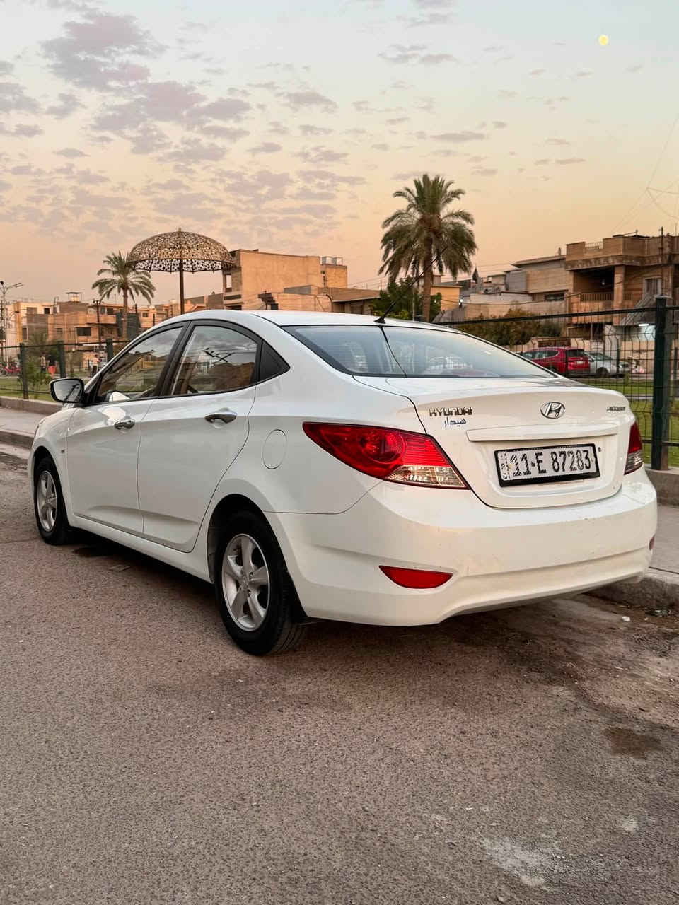 للبيع اكسنت على وضع الشركة جديدة جداً
استيراد الشركة العامة للسيارات مواصفات البيسك 
دبل سويج سبير منازل كلشي بيها على البلاد 
مديل 2013 المسافة المقطوعة 60km حقيقي
محرك 1600 شرط برغي ممفتوح بيها 
لون ابيض رقم بغداد دولي بأسمي سنوية لغاية 2031 هزة جديدة 
كفالة عامة من عدا دحجه على كد تلاث اصابع بل جاملغ الخلفي مثل مموضح بل سونار 
شرط حته دعامياتها بلاديه قطرة صبغ مابيها 
السعر 108 و بيها مجال 
العنوان بغداد / السيدية 
***********
***********
