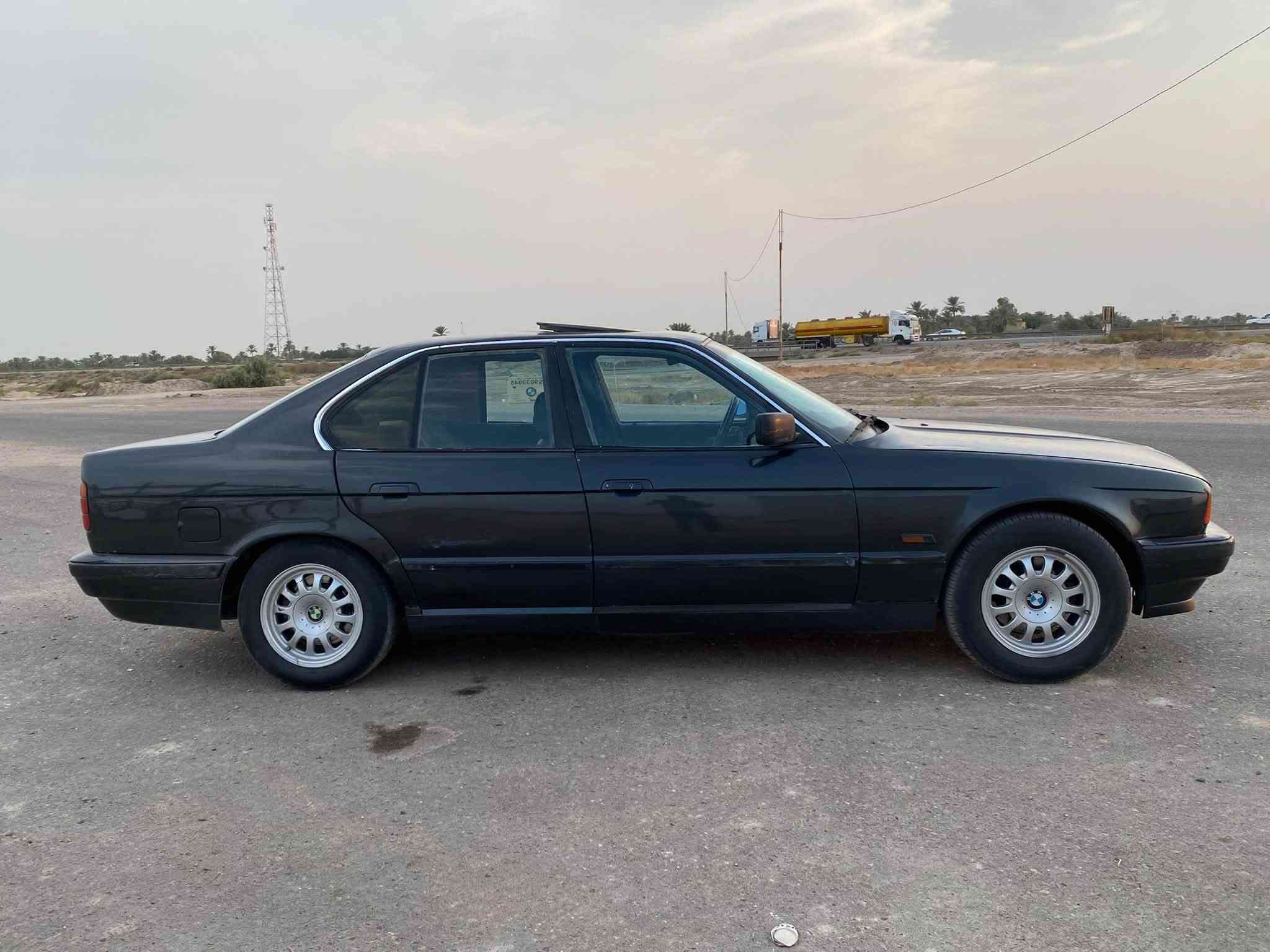 BMW للبيع 1991
525 فول مواصفات محرك 6 سلندر كير أوتو  محرك كير نضيف رقم صلاح الدين انكليزي سنويه لل2030 مشروع وطني تحويل مباشر سياره جاهزه السعر 34 وبي مجال بسيط مكاني بابل ***********
