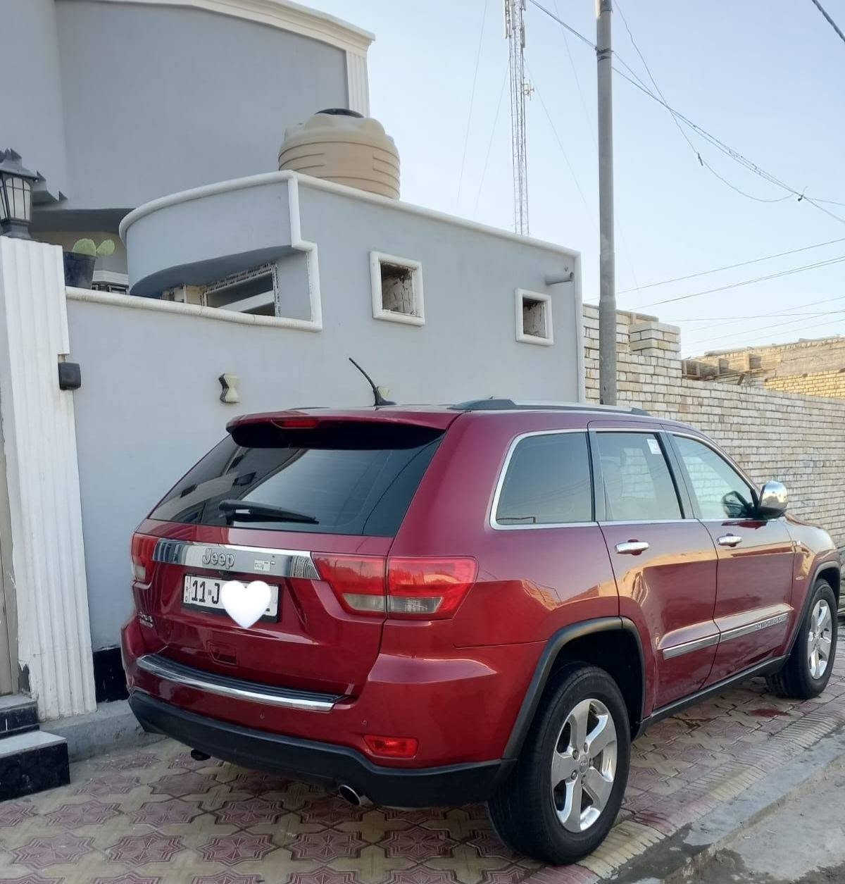 السلام عليكم جيب موديل 13 خليجيه فول مواصفات واحد على واحد رقم بغداد باسمي تحويل مباشر سياره كفاله جو ملغ الامامي شبرين صبغ بدون فتح سياره تخم تاير حداديه امامه خلفي تبريد ثلج 🧊 كير محرك6 اكسن مشروطات سياره حلوه ومال جناي *********** درهم مراوس حسب القناعه  مكان السياره بابل
