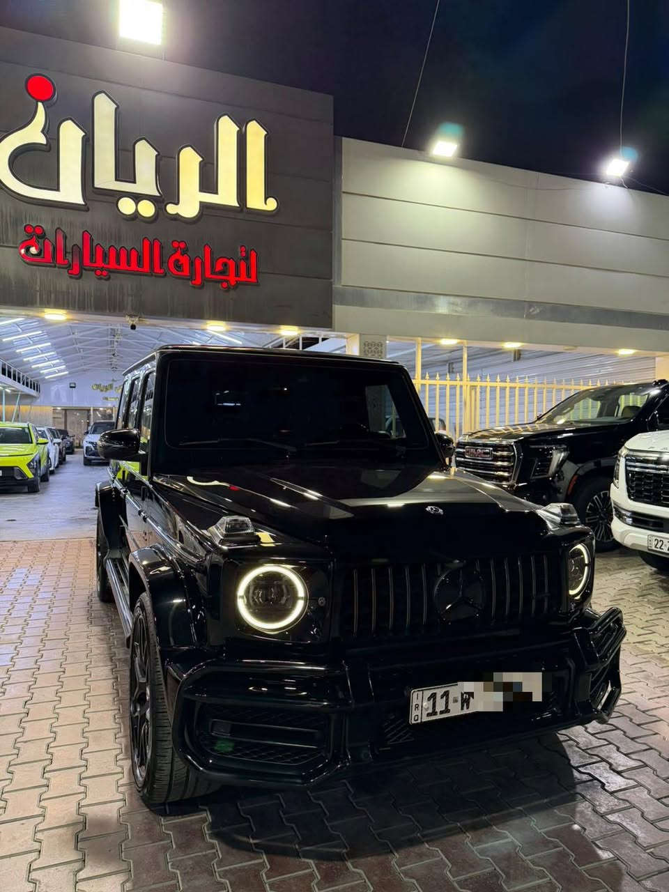 السلام عليكم
📍اخوان شكرآ للمتابعين الكرام نقدم لكم كل ماهو جديد ومميز 
📍معرض الريان لتجاره السيارات
Mercedes G-Class 2020 
المانيه بصمتين سياره 
فول مواصفات مكفوله كفاله 
عامه من الصبغ والبارد واي ملاحظه مابيها
مغلفه نانو ppfسياره جديده جدا
كلش جديده السياره 
الاستفسار ***********
📍الموقع بغداد الكريعات (معرض الريان)
