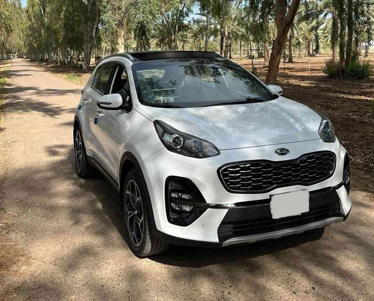كيا سبورتج (2021) جيتي لاين فوول مواصفات الشركة الدولية رقم بغداد القديم 
السعر : ( 20700$)   دفترين و 7 ورقات 
الملاحظات : بيها بارد بسيط باب السائق وكارت تكحيل بسيط دعاميه خلفيه 
للاتصال والتواصل على رقم صاحب السيارة ***********
‏‎المواصفات :
فول الفول  1/1
بانورما 
‏‎حجم المحرك2,0
سايد بريك بصمه 
‏‎نوع DOHC 
‏‎مرتبط بكير بوكس6نمر
‏‎بصمة  
تشغيل عن بعد 
كراسي كهرباء
شاحن واير ليس 
تبريد بيانو
جنطه كهرباء 
نضام ترحيب بل يدات 
ترحيب عن قرب
‏‎كاميرا 
شاشة 
‏‎نظام نزول المنحدرات
‏‎تبريدامامي +قطعة تهوية خلفية
‏‎داخل جلد حمصي
 كروم حجم 19كونتكتل
‏‎مرايا جانبية متحركة مع اضائة فلشر 
‏‎نظام ⚠️ تحذير الرجوع الى الخلف حساسات
‏‎نظام ⚠️ التقدم الى الامام حساسات
‏‎مدخل USB ipod
‏‎مخرج الطاقة عدد3
‏Ledنهاري
‏‎دوس كروم 
‏‎زينة السيارة من الصدامات الامامية و الخلفية كروم 
‏‎نظام وحدات السلامة متكامل
‏‎⭐️ايرباكات عدد8
‏ABS⭐️
‏‎⭐️نظام ايزو فكس
‏‎سنتر لوك⭐️
‏‎⭐️انذاراحزمة الامان
‏‎تحكم المقود متعدد الاستخدامات
‏‎اوتو ميديا
‏‎بلوتوث
‏‎كروزسرعة
‏‎ڤاليوم اضائة دشبول
‏‎اوضاع القيادة 
‏ECO
‏SPORT
‏COMFORT
بردة جنط خلفي
السعر : ( 20700$)   دفترين و 7 ورقات 
الملاحظات : بيها بارد بسيط باب السائق وكارت تكحيل بسيط دعاميه خلفيه 
للاتصال والتواصل على رقم صاحب السيارة ***********
