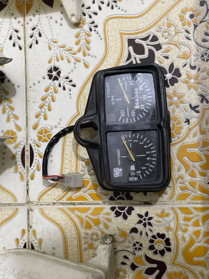 قطع غيار • نضافة • للبيع