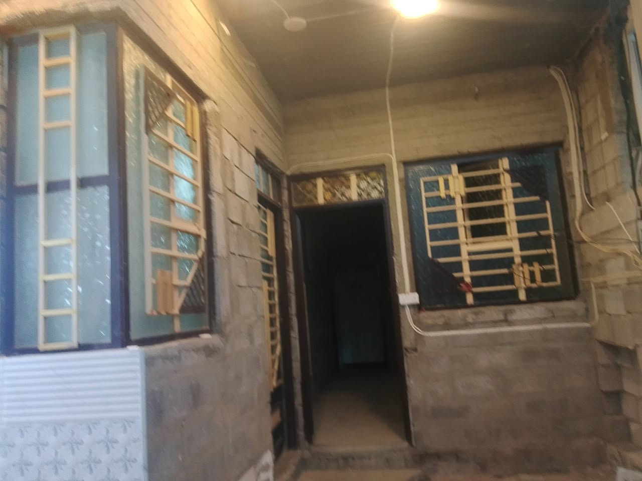 بيت زراعي بي كارت مال بلديه مساحته 100 متر حي صدام قرب معمل الغاز السعر 27 مليون بي مجال للتواصل عبر الهاتف *********** كورك 
*********** آسيا
