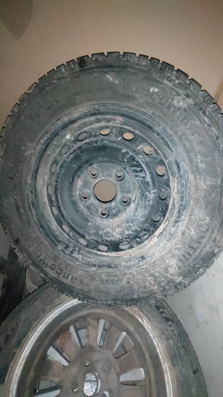 ٤ وياله • حجم ١٥ • تاير جديد