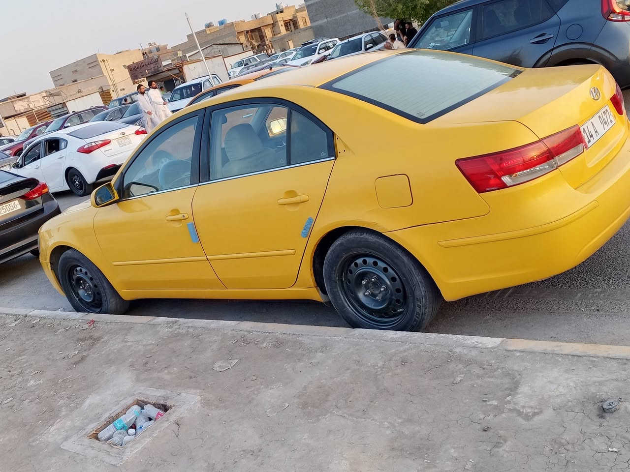 سلام عليكم سوناته للبيع وراد خليجي  موديل 2009مكفوله من الضربه القويه والكلبه والكص والعيب الشرعي مكينه الفين و 400 كير 5 نمر رقم نكليزي بصره تحويل مباشر السعر 83 وبيها مجال المكان ناصريه مركز ***********
