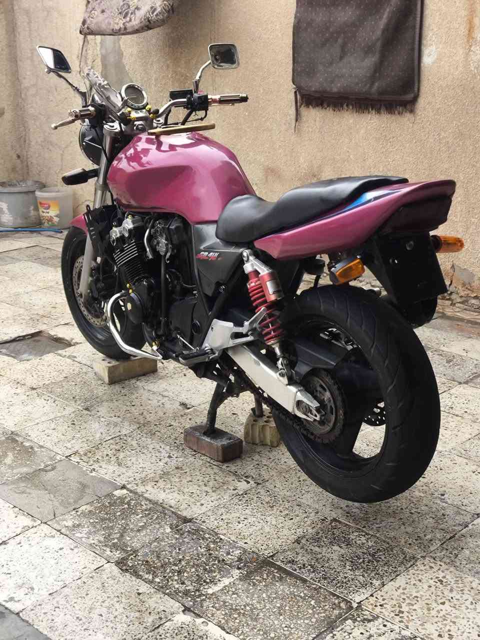 سيبي 400 • مرخص • معدل