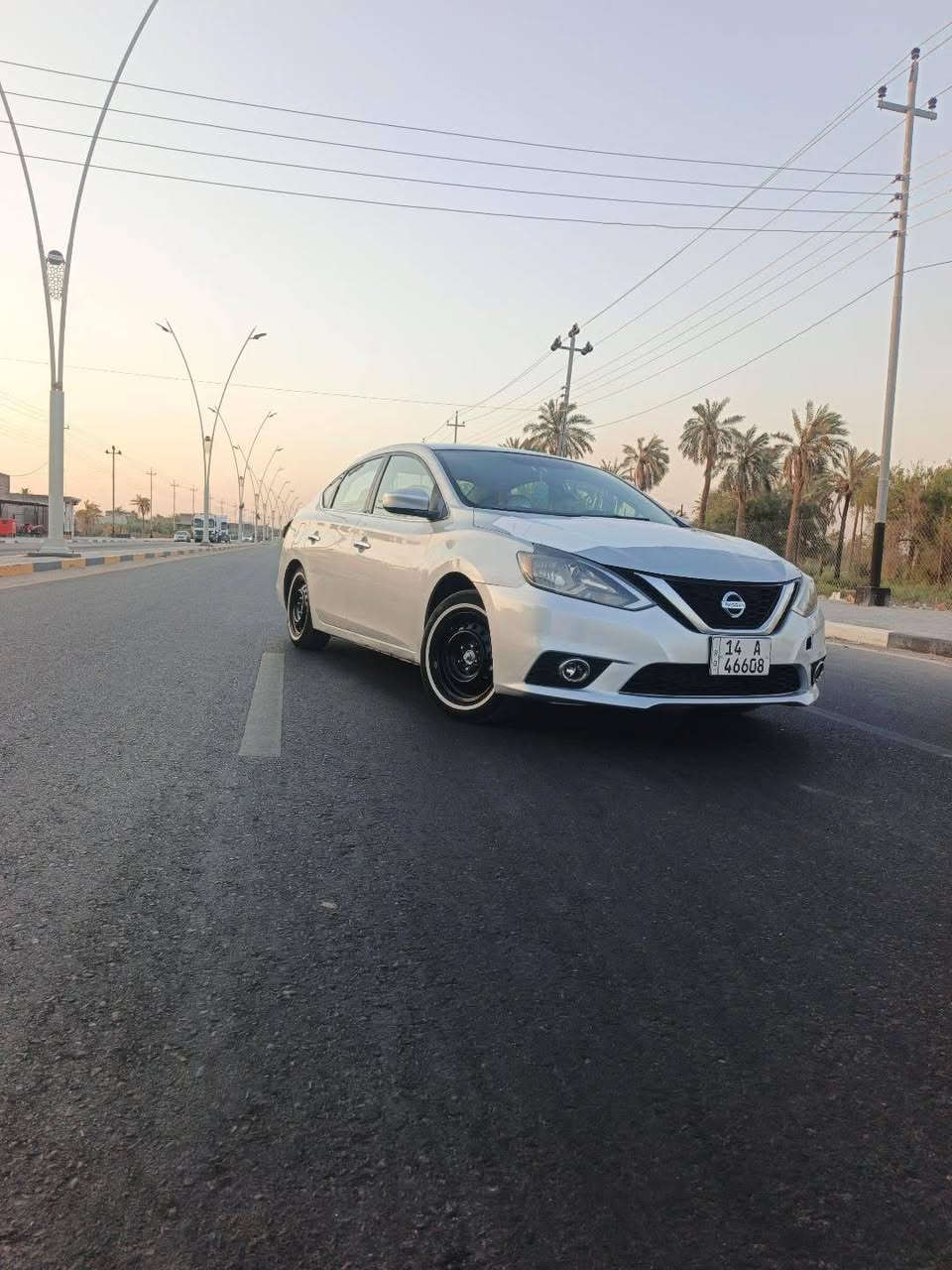 نيسان سنترا 2018 امريكي حادثها جاملغ خلفي وشوي من الصندوك رقم بصره ب اسمي السياره جاهزه السعر 85 للاستفسار ***********
