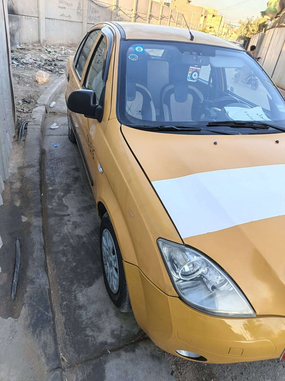 السلام عليكم للبيع طيبه مديل ٢٠١٥
كير مكينه تبريد كله جديد 
بيه بس البنيد صبغ وهلالات معمره
سنويه جديده رقم جديد بسمي تحويله ثاني يوم
مصفره هيه وغرامات
مكاني بغداد الدوره ابو دشير
السعر ٣٧ وبيه مجال قليل
***********
