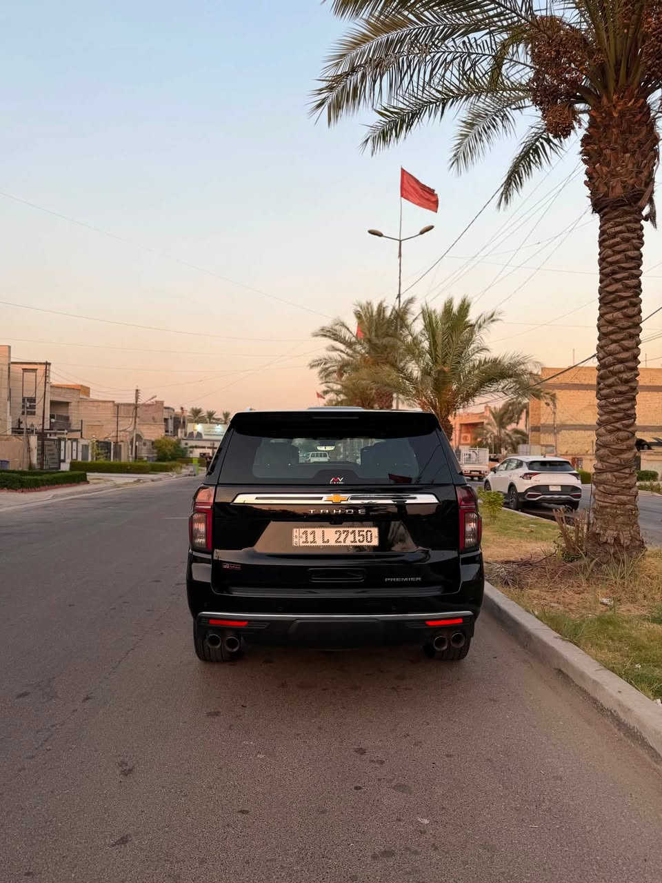 السلام عليكم 
تاهو 2023 بريمير فول مواصفات رقم بغداد 
مغلفة Full PPF 
مكفولة كفالة عامة 
ماشية 84 الف كيلومتر 
مكان السيارة بغداد السيدية 
***********
