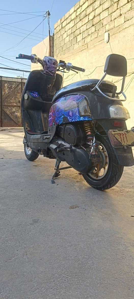 ماكس بوليسي مسطره 
تحريكه ومعدل نار 🔥 
بوشه 55 نضافه فول 
السعر 600 بي مجال بسيط 
اي شي اتصل على رقم 📱 ***********
