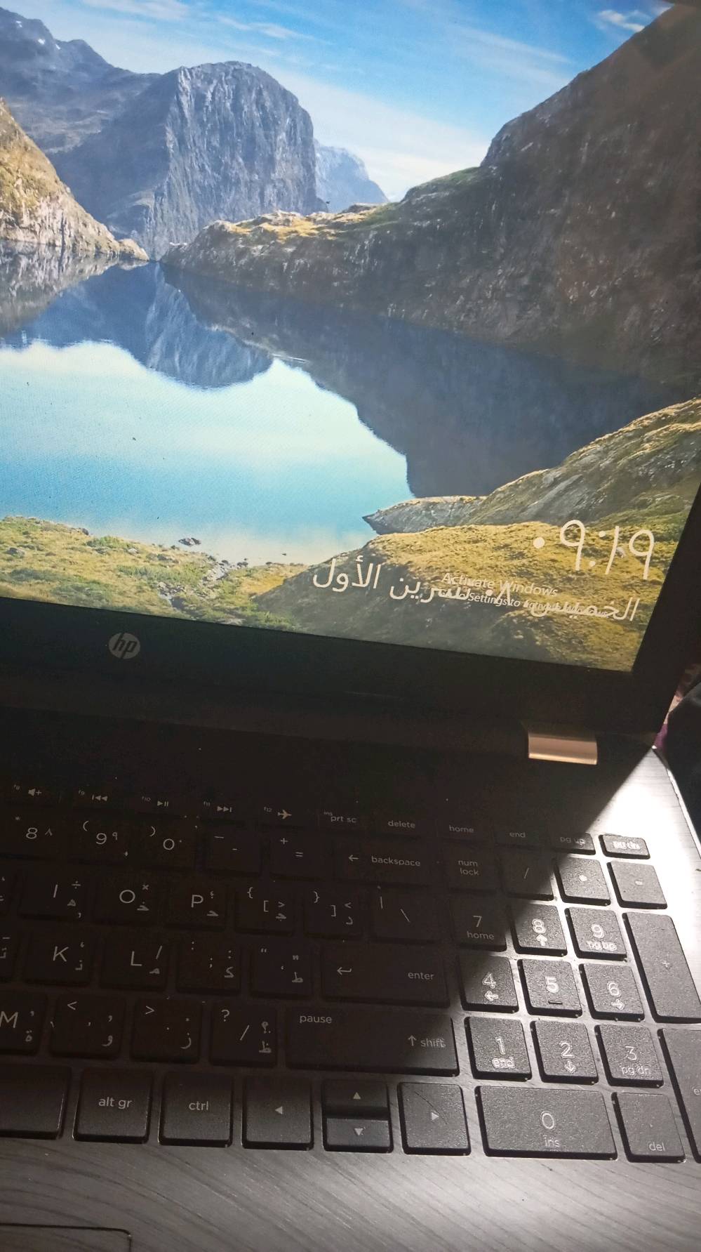 i5-7200U • رام ٤ جيجا • شاشة مبدلة
