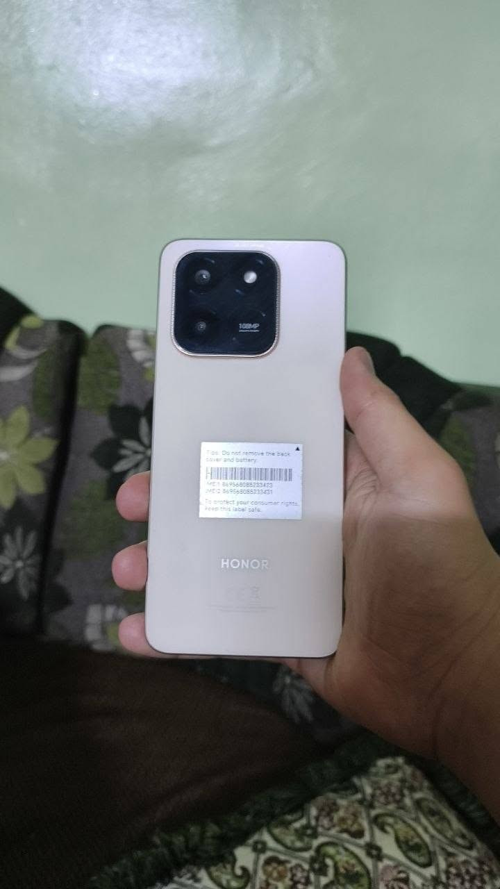 السلام عليكم
جهاز honor x7d للبيع
مستخدم شي قليل

✅الذاكره 256 العشوائيه8
✅بطاريه عملاقه 6500
✅مقاومة الماء والغبار بمعيار ip 68
✅غراض موجوده كارتون وشاحنه
الـسعر 270وبي مجال 
التــواصل ***********
