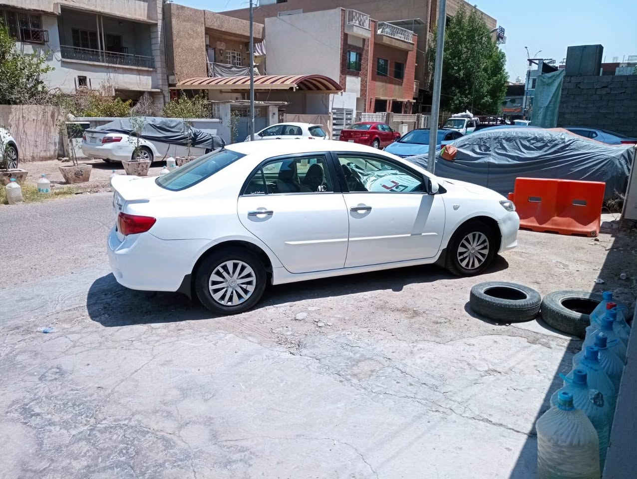 بسم الله الرحمن الرحيم
كورلا موديل 2008 خليجي الشركة العامة للسيارات 
السيارة بدون حادث السونار موضح بلصور بيها تكشير بلقمارة قليل  كير مكينة تبريد صدر امامي خلفي جيد جدآ 
سنوية لحد ٢٠٢٩ بأسمي السعر ١٠٣ وبيها مجال للشراي مكاني بغداد الحارثية 
للتواصل *********** متواجد واتس اب ان شاء الله
