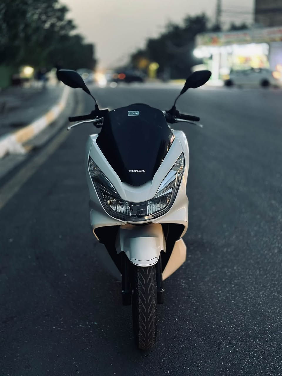 PCX • جيل ثاني • ياباني