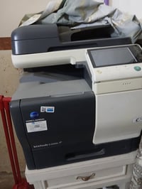 كونيكا مينولتا C3350 • طابعة ملونة • النجف
