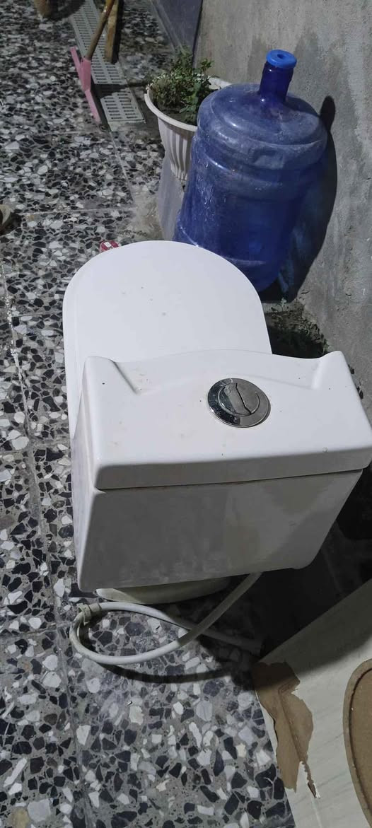 غربي  للبيع جديد مامستخدم متروك بلبيت فقط سعر 60الف مكان كربلاء ويوجد توصيل رقم الهاتف *********** كربلاء, العراق
