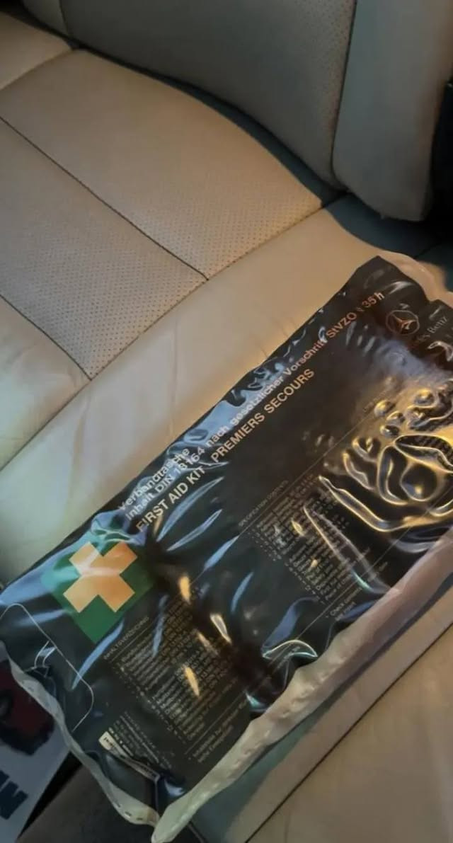 جامبو 560 باب طويل  موديل90 بلاد قطعه. وحده صبغ مكفوله من التعمير والعيوب   كل نقص مابيها  

***********
