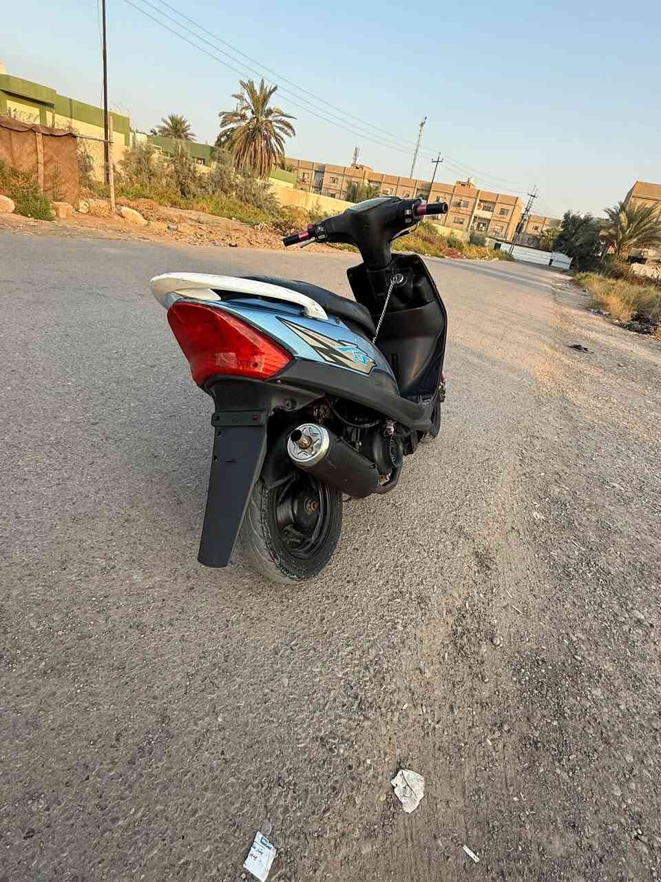 سلام عليكم دراجه ماكس عدله نقصها سلف بس دراجه نضيفه وشلعه معدل مكاني بعقوبه الرحمه
سعر 450وبيها مجال قليل 
متواجد واتساب فقط ***********
