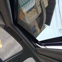 نيسان سنترا • داخل اسود • ماشي ٢٠٠٠٠