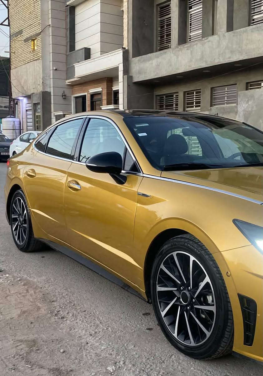 سوناتا 2020 لون ذهبي مميز  فول مواصفات ماشيه 72 ميل  تخم تاير جديد  تبريد تدفئه  مكينه   كير  خير من الله  سياره جديده 
ضرر السياره صفحه كامله 
العنوان بغداد  الدوره   
غير متواجد عل فيس مكلف بالنشر  الرقم بي وتساب
***********
