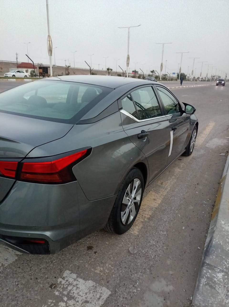 للبيع التيما 23 بغداد ماشيه99 ك مكفوله من الحادث بيه بارد فقط محرك 2500 كير محرك مكفول بصمة تشغيل تشغيل عن بعد رادار امامي وخلفي نقطه عمياء
السعر 155 وبيها مجال
موجوده بالفلوجة
***********
