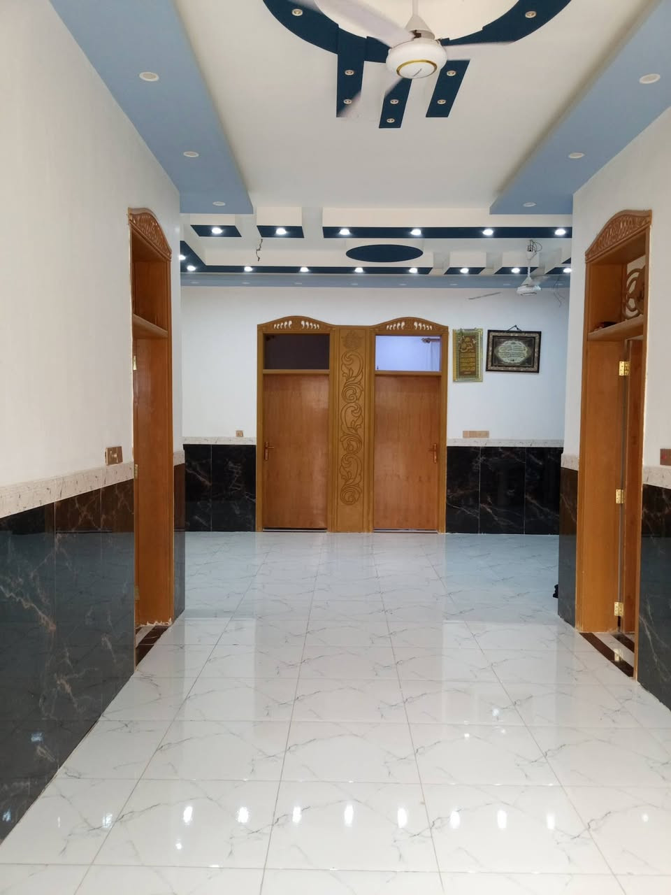 أبو صخير • ٣ غرف نوم • بستان ٢ دونم