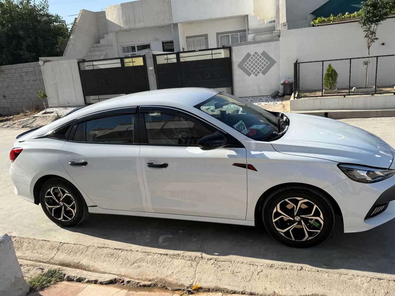 MG 5 2025 ام جي 
 للون ابيض . فول جماليه مسوية
, تحدید سرعە  .ABS,
سعر 98 محافظة كركوك 
رقم موبيل *********** كركوك, العراق
