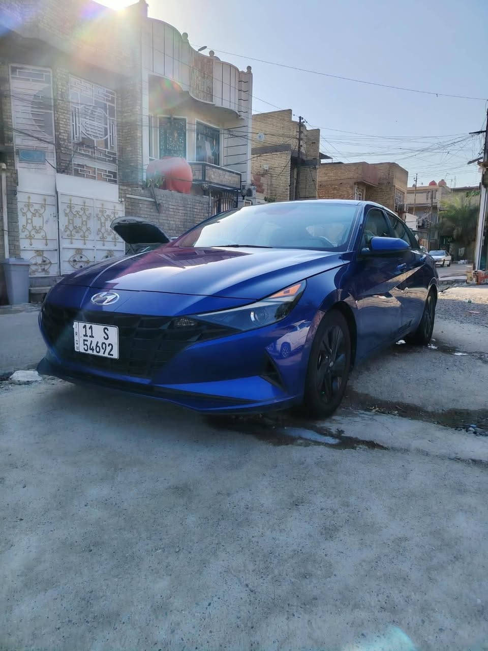 #السلام عليكم من رخصة مدير الكروب المحترم النترة  موديل 2022 وارد امريكي حادثهة الجاملغ الخلفي والفايبر مال الصندوك مبدل فقط مواصفات السيارة بصمة كامرا خلفية رادارات توقف ذاتي حساس خلفي صندوك ذكي مكينة 2000 دوش گير AT مكينة ممفتوحة  صدر جديد تخم تاير جديد صارلة سبوع تبريد ثلج رقم بغداد دولي هزة جديدة السيارة بسمي سنوية 28 السيارة احلة من الصور بچم كبس  
السعر 132 وبيهة مجال بسيط حك الجية. مكانهة بغداد حي اور رقم الهاتف ***********
