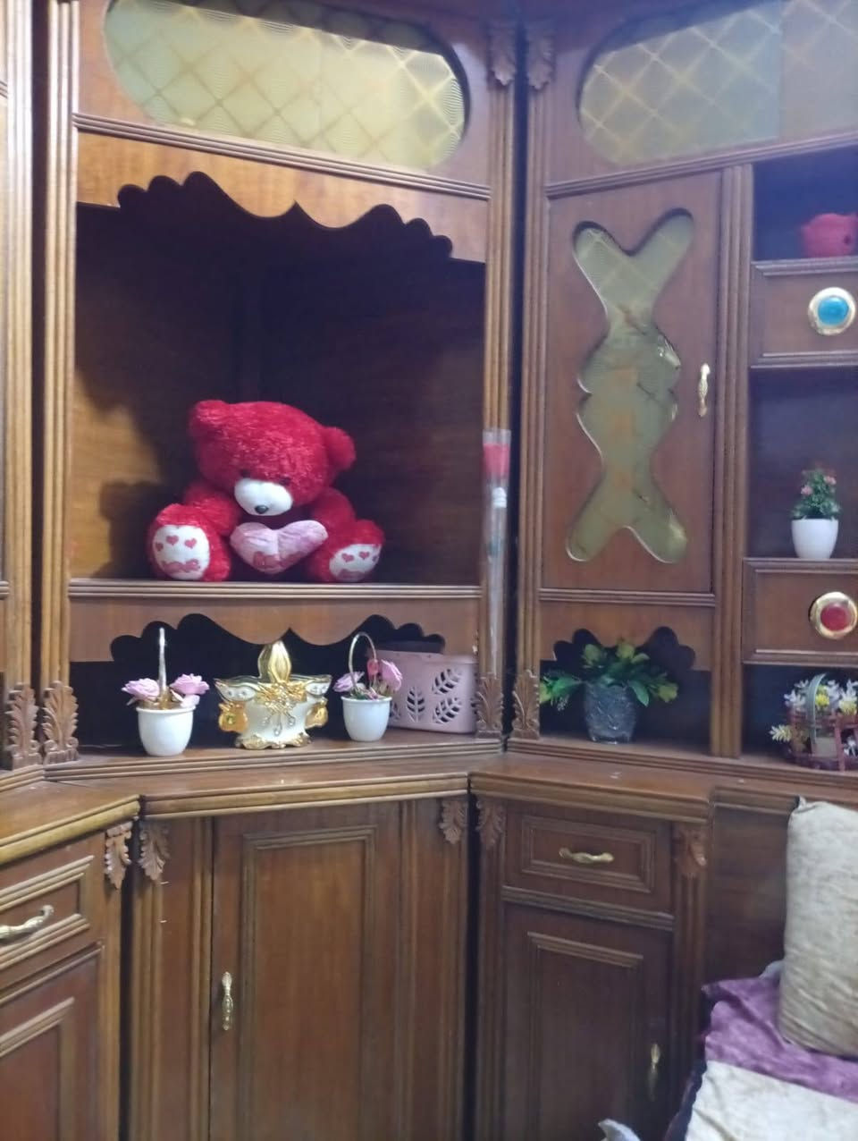سلام عليكم غرفه البيع حطاطه السعر مليون مكان السجر أي ستفسار ***********
