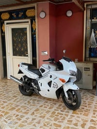 هوندا VFR • ABS • ٨٠٠