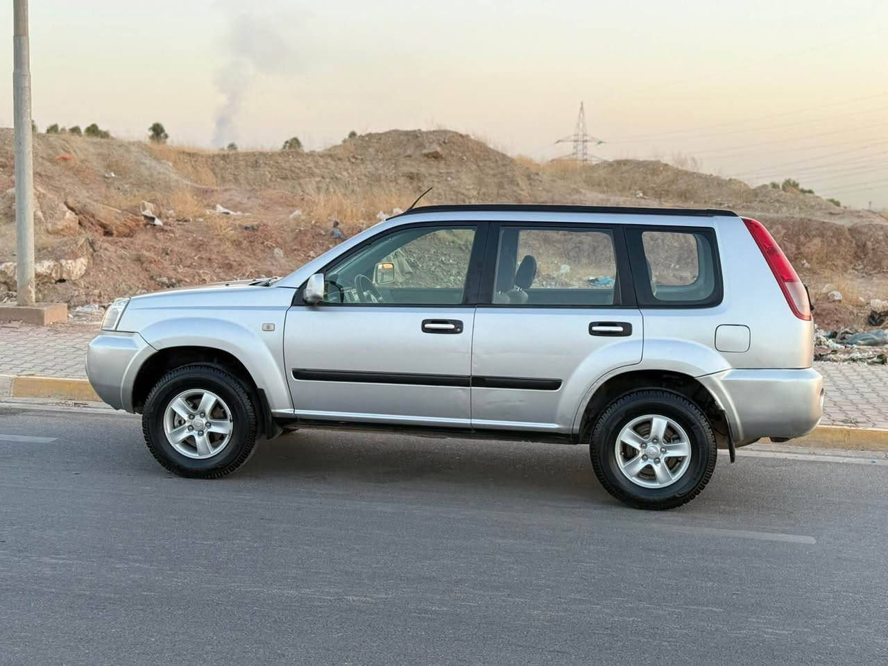 سلام علیکم
نیسان ئێکسترایل
مۆدێل 2007
خەلیجی 
گێر ئۆتۆماتیك
دەبڵ ئەکسل
جام کارەبایی
ئاوێنە کارەبایی
ناو رەساسی
ویل کرۆم
سەیارەکە بێ بۆیاخە بێ لێدران بێ دەعم بێ پارچە گۆراوە کەمێک ساردی هەیە
رەقەم و سەنەوی تازەیە تا 2029
گێر و مەکینە بەشەرت بێ سەوت و بوخار بێ کرانەوە
تەبرید بەشەرت
چوار تایەی تازەیە
سەیارەکە زۆر جوانو بێ مەسروفە ماڵی دۆستە
تاخم پیشی چرکەی نییە
سعری 79 مەعمەلە
***********
*********** كركوك, العراق
