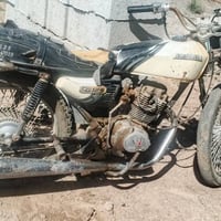 سي جي 125 • دراجة • بلاش