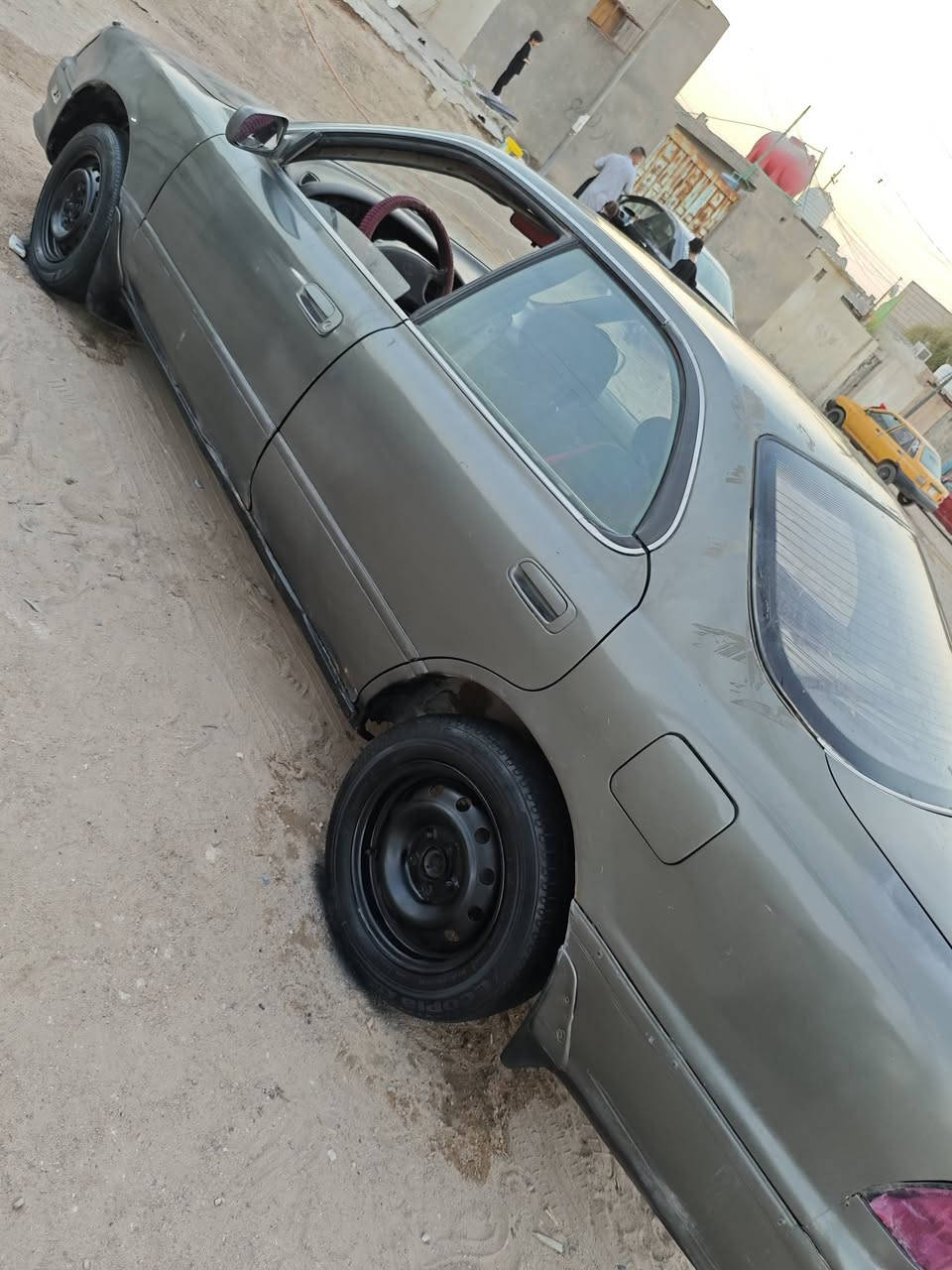 بسم الله كامري رقم بصره مشروع وطني سياره بديها جديد كلش حداده نظيفه كهربائيات شغاله بس محركها مايشتغل ادير ماتشتغل ابيعها واكفه مكاني بصره زبير سعرها 18 وبيها مجال *********** وبي وتساب
