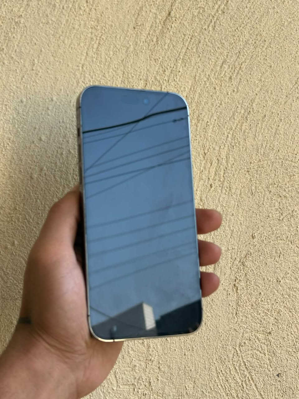 ايفون 14 برو ماكس شرق اوسط ذاكره 256 بطارية 80 كلشي بلادي شركه فقط مبدل ضهر اصلي وكاله وبي هذا بالضهر الفطر ممبين ولا ماثر شرط رايده 680 نهائي بدون مجال مكاني بغداد غزاليه ***********
