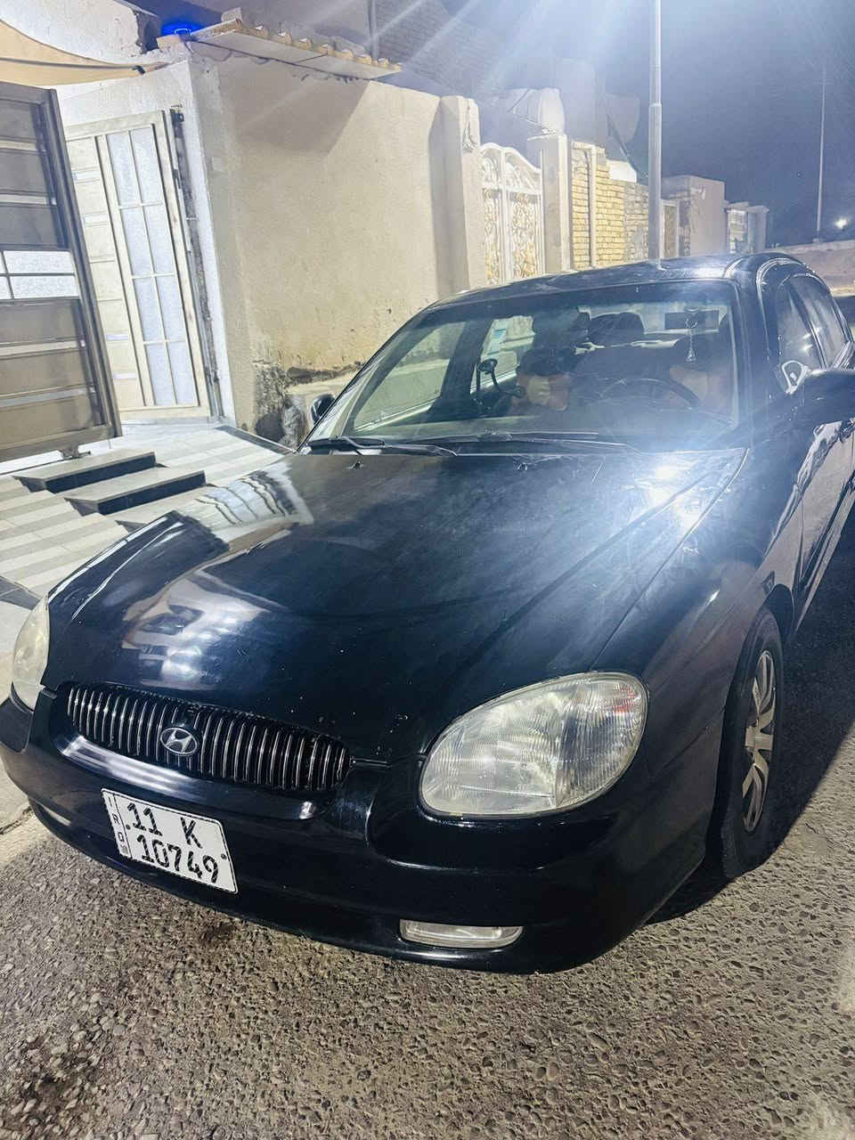 سوناته للبيع موديل ٢٠٠٠ سياره جاهزه مكينه وكير جدد بل كارتون تبريد ويه السويج كهرباءيات كله شغاله سنتر لوك حته الصندوك صدر خلفي وامامي جديد سياره مصبوقه عام سبب جراد شرط بيه معجون بس بل جاملغ الخلفي شواصي لغود تكم مكفوله سته سلندر ٢٧٠٠ كير اوتو شاشه السياره معمره كامل ربع ما تصرف عليه الشراي يتصل وبل خدمه السعر ٤٦  سنويه وارقام جدد هزه ما صاقطه السنويه ٢٠٣٠ بسمي ***********
