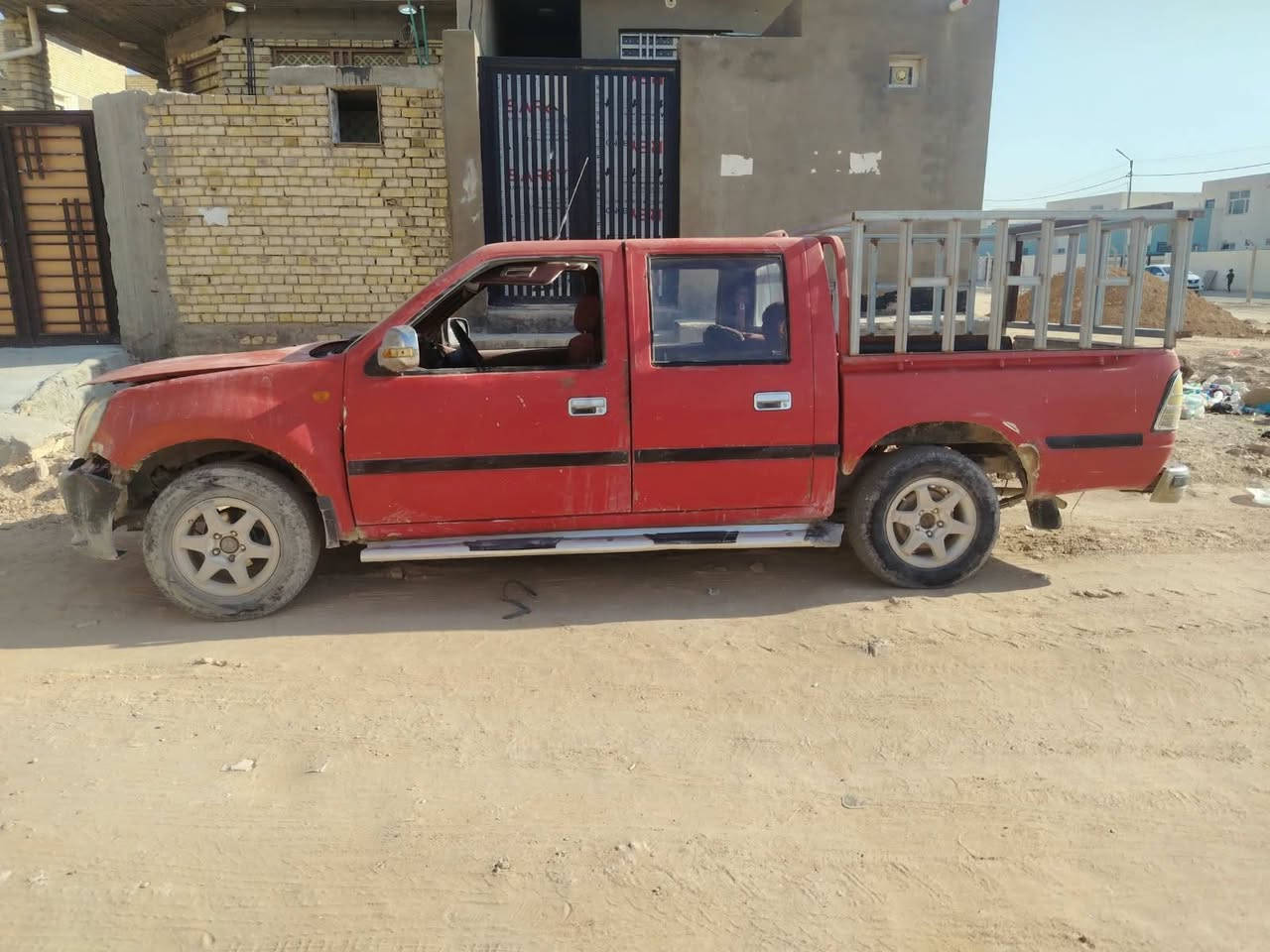 السلام عليكم بيكب فتون موديل ١٣ رقم نجف راعيه يريد مداور كير ومكينه خير من الله عايزه ترتيب  سعره ٣٢ مع المجال المكان نجف اتصال ***********
