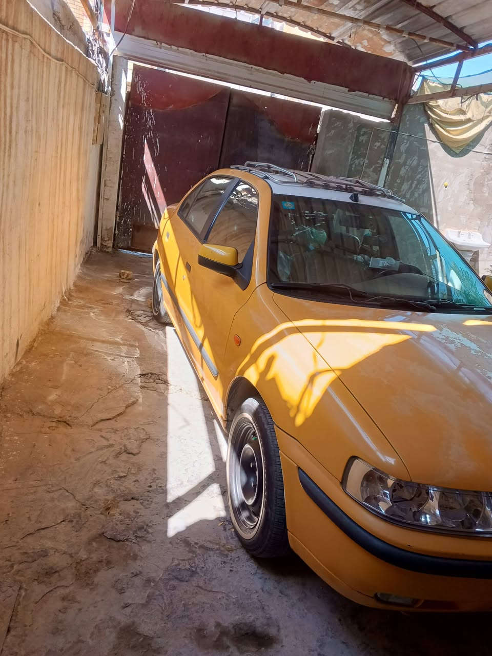 سمند 12 كرستال بلاد لا ضربه لا تبديل كلشي شغال بيه كهربأيات  تبريد خير من الله بسمي  السعر 37  بيه مجال قليل  ***********
