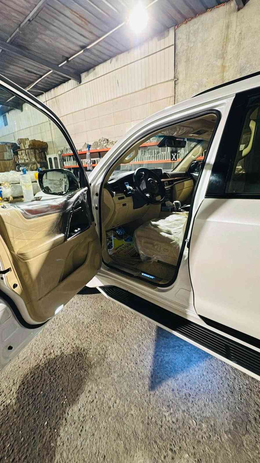 تم تنزيل السعر

للبيع : لكزز 2020 ( كورو  Kuro )

 نضافه 100%  فول مواصفات 1/1 

ماشية 35 الف كم حقيقي 

السيارة جديدة بمعنى الكلمة ع وضع الشركة كفالة عامة من كلشي شرط الفحص 

 السيارة مصروف عليهة تغليف ppf اصلي ب 30 ورقة 

 مواصفات كورو  فول المعروفة 

 الويل الصطابً البكلايت اليدات كورو كلشي بيه كورو 

 بصمه فتحه حساسات كامرات جوبلساتً وارد خليجي 

رقم بغداد شبه مميز تحويل مباشر 

 مكان السيارة | البصرة المطيحة 

السعر 80,000 $ يعني ( 8 شدات ) وبي مجال 

رجاءا فقط الشراي يتصل وبالخدمة 

***********

*********** البصرة, العراق
