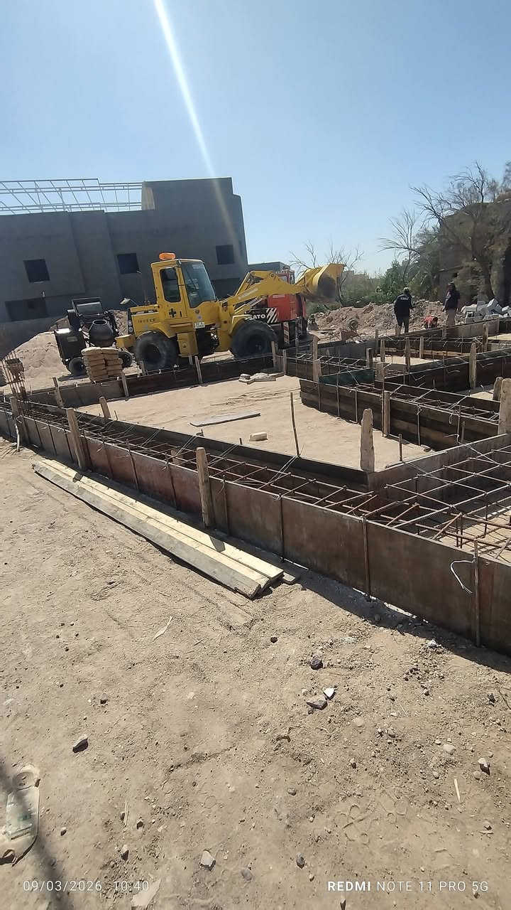 بـنـاء هـيـكـل او مـفـتـاح 🔑
يـبـدء الـعـمـل مـن مـعـالـجـة الـتـربـه 
صـب اسـاس 60×40 
الـشـيـش الايـرانـي  الـروهـيـنـه
ارتـفـاع الـبـتـلـو مـجـاور الـمـنـازل 
مـع ابـواب وشـبـابـيـك تـفـصـال جـنـل ٤مـ٢ــلـم درجـه اولـى والـمـديـل والـنـقـشـه
حـسـب راي صـاحـب الدار 
صـب ربـاط فـوق الابـواب 20فـي30
مـع بـنـاء ارتـفـاع ٣ونـص 
مـع سـقـف والـدرج وشـبـكـة كـهـربـاء 
وصـب الـبـيـتونـه والـمـنـهـولـه والـدنـك للـبـاب الـخـارجـي 
يـنـتـهـي عـمـل  الـهـيـكـل 
يـبـدء الـتـشـطـيب 
مـن تـئـسـيس الـمـاء والـمـجـاري والـكـهـربـاء بـوري مـاء نـوع تـركـي مـع الـصـحـيـات  الـجـيـده مـع بـوري مـجـاري ابـو 4عـراقـي 10 بار مـع بـوري كـهـربـاء نـوع الـفـرحـات مـع وايـر تـسـلـيـك الامـتـحـده والـنـقـاط حـسـب الـرغـبـه
مـع صـب الارضـيـه صـبة نـظافــه ومـعـالـجـتـهـا مـن الارضـه قبـل اللـبـخ 
ولـبـخ الـمـنـزل مـن الـداخـل والـخـارج يـكـون لـبـخ الـسـقـوف بـالـجـص والـبـورك 
والـجـدار بالاسـمـنـت والـبـورك
مـع تـطـبـيـك سـيـرامـيـك الارضـيـه والـجـدارن الـمـطـبـخ والـصـحـيات فـقـط سـعـر الـسـرامـيك لايـتـجـاوز 7 الـف للـمـتـر الارضــي والـجـداري
  تـقـطيع وصـبـغ الـواجـه بالـفـوم الـتـركـي الـبـسـيـط 
وربـط الكـهـربـاء كـامـلـه  والـصـحـيات الـنـوع الـجـيـد الاردنـي والـتـركـي كـامـلـه
وشـد ابـواب الـخـشـب وابـواب الـبـي بـي سـي للـصـحـيـات ويـكـون سـعـر الـبـاب لايـتـجـاوز 150 الـف
مـع ٢ تـانـكـي مـاء 1طن للاسـالـه الـسـعـر 100الـف 1طـن مـاء حـلـو الـسعـر 100الـف
والـسـطـح ايـزوكـام سـعـر الـمـتر 5الـف مـع تـطـبـيـك الـسـلـم مــرمــر سـعـر الـبـايـه مـع مـرايـه 20الـف  مـع مـحـجـر اللـمـنـيـوم ٤خـطـوط سـعـر الـمـتـر 50الـف
وشـد الـجـام 
وربـط مـغـسـلـه داخـلـيه وخـارجـيـه لايتجاوز سـعـرهـا ٥٠ الـف
مـع كـيـزر حــسـاوي ١٢٠لـتــر الـسـعـر 100الـف
مـع شـد مــراوح الـغـرف
 وصـبـغ الابـواب الـحـديـد مـع شـد 
كل غـرفـه ٤ كـلـوب انـاره الـسـعـر 7الـف
مـع مــروحه نـوع تـركـي الـسـعـر 50الـف 
سـعـر الـخـلاط لايـتـجـاوز 25الـف
سـعـر الـغـربـي لايـتـجاوز 125الـف
يـحـق لـصـاحب الـدار اخـتـيـار الاشـيـاء اذا كـانـت لاتـخـالـف الاسـعـار الـمـتـفـق عـلـيـهـا
ابـو حسين  الـعـامـري للـمـقاولات
هاتف 

#واتــســاب ‎***********
او تــــصــال
