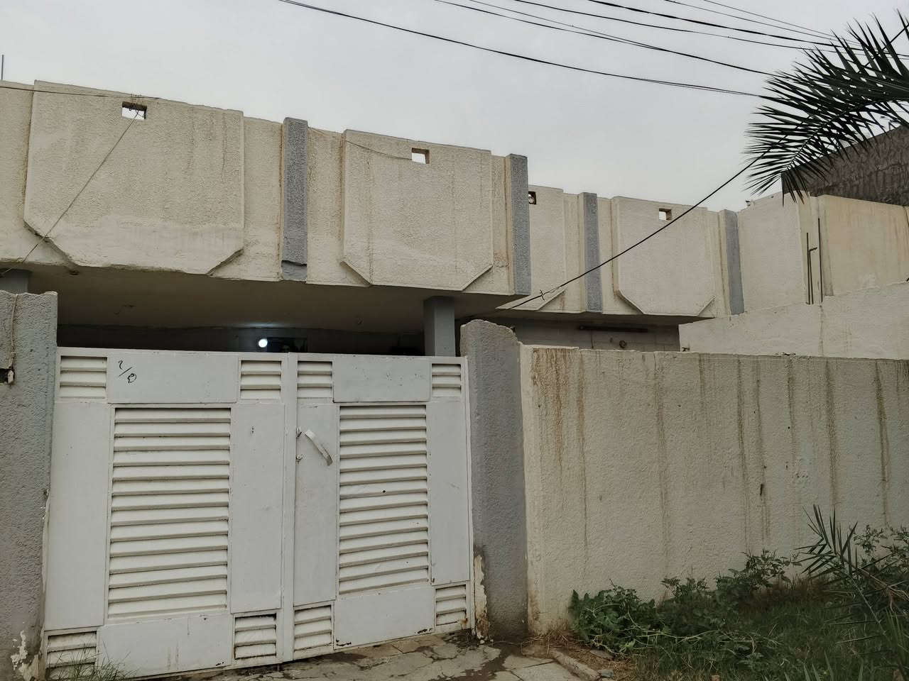 حي المهندسين • غرف أكثر من ٣ • حديقة وغراج