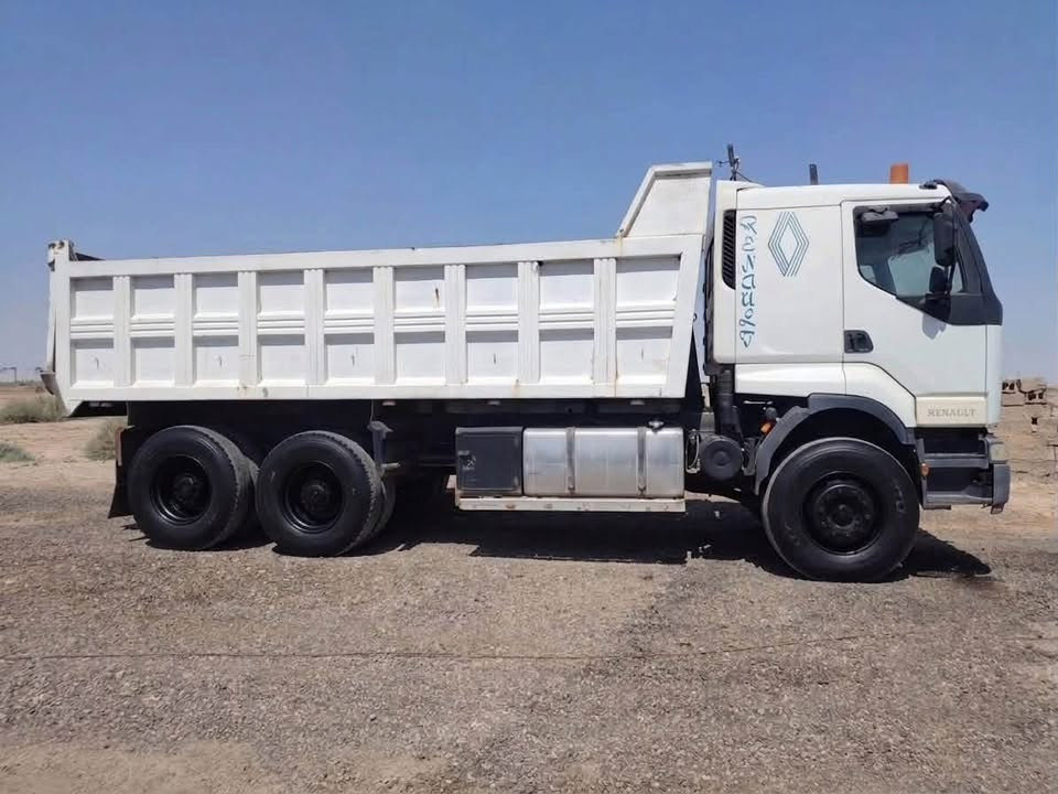 رينو سكس قلاب
گير 4x4 كفخ

محرك 320 بلادي بم ونوزل

بلادي قلاب وبالسنوية قلاب

رقم بغداد 

سنوية للـ 2027 

بدي اثينا 

شاصي مكفول

رقم الهاتف : ***********
