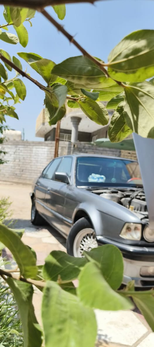 ٧٣٠ مفتوح
گير جيد
مكينه جيدة
حدادة ٩٥%
فتحه ٣ طگات
تبريد ثلج
كهربائيات شغاله من الدعاميه للدعاميه
بدون خياس
غرفه جديدة 
رقم بغداد دولي باسمي شبه مميز 
البصرة قضاء المدينة 
واتساب ***********
