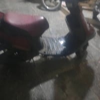 دراجه بطه . السعر150 قفل . عوزها بس قبق بانزين والاطار بكيفك اذا تريد ...