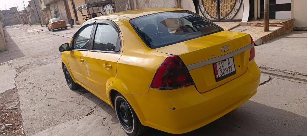 السلام عليكم
افيو امريكي 2009
كير توماتيك 
محرك دبل شرط
هيئة وغرامات صفر 
تبريد وتدفئة شغال 
بيها تعديل بارد بقبغ الصندوق فقط
والباقي شرط بدون ضرر
السعر 50 وبيها مجال 
للتواصل ***********
***********
