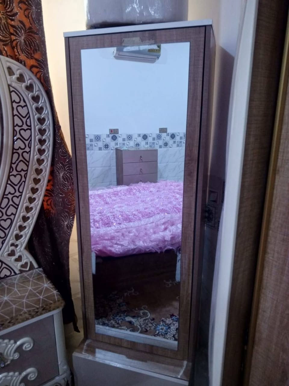 سلام عليكم
للبيع غرفت اخشاب كامله ونضيفه كلش بيع مستعجل
مكاني كربلاء حي العامل
التفاصيل ***********
