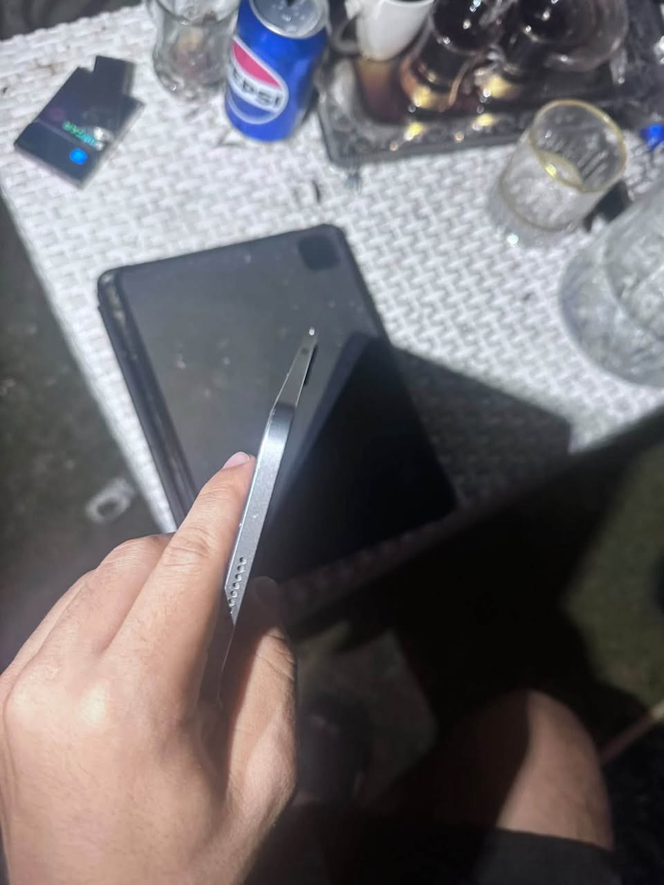 آيباد برو ١١ • ١٢٨ • بطارية ٨٦
